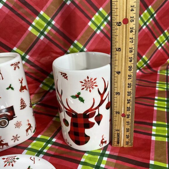 Christmas Bathroom Accessory Sets of 4, Reindeer Christmas Bathroom Decor - Picture 4 of 9